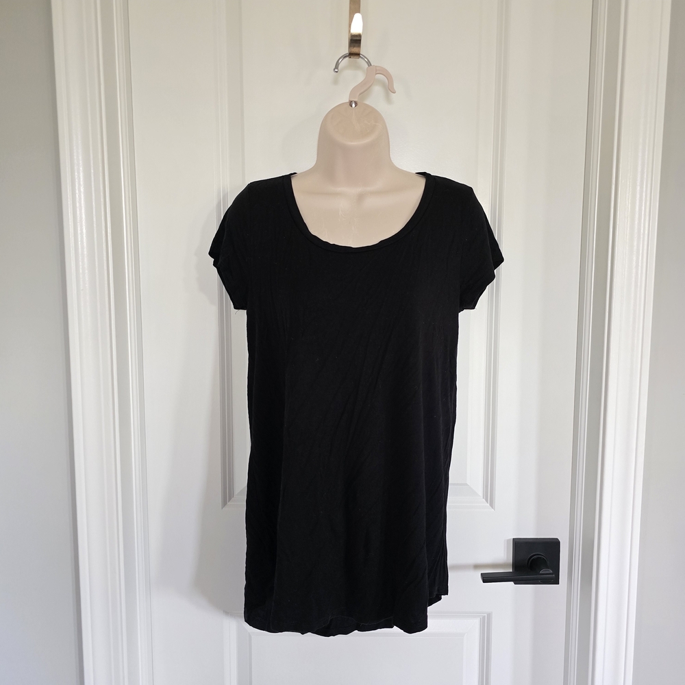Betsey's Boutique Black Short Sleeve Women's Tee Sz Small
